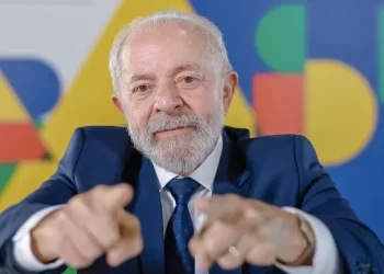 Brasília – Trump não foi eleito para governar o mundo, diz Lula