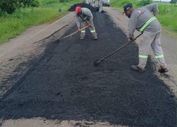 Governo segue trabalhando para melhorar trafegabilidade na MA-014, na Baixada Maranhense