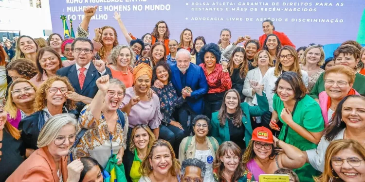 Brasília – Lula: ‘se me tornei três vezes presidente foi também para que toda mulher seja livre’