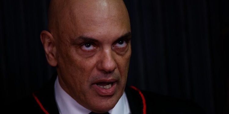 Brasília – Moraes embarcou em uma ‘fake news’ em julgamento no STF?