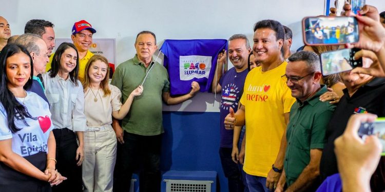 Iracema Vale ressalta caráter municipalista do Governo do Estado durante inaugurações em Paço do Lumiar