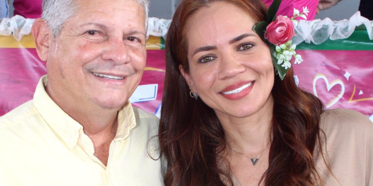 Prefeito Walace Azevedo firma compromisso para proteger crianças e adolescentes