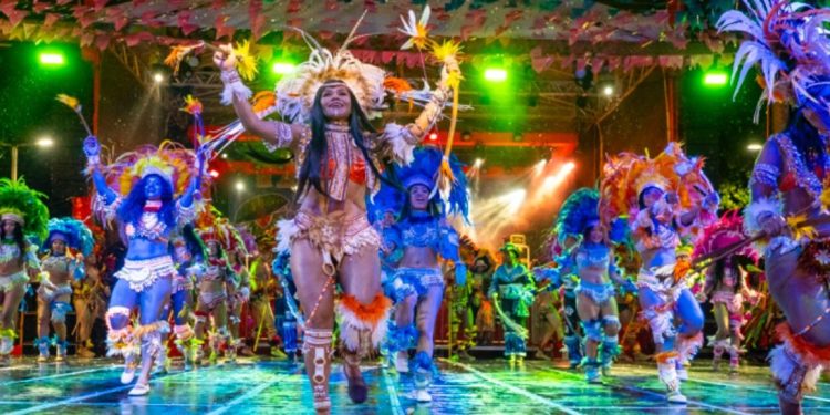 Arraial da Assembleia é aberto oficialmente com programação diversificada e espaço democrático