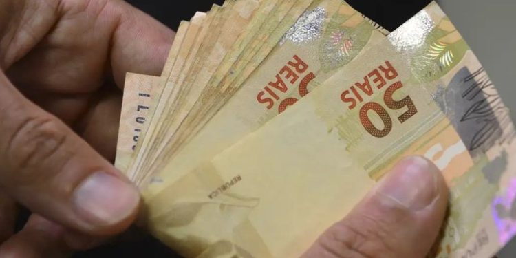 Renda dos maranhenses cresce 20,2% jentre 2022 e 2024, alcançando recorde histórico