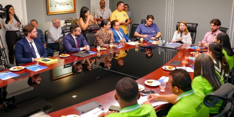 Assembleia Legislativa instala Frente Parlamentar em Defesa do SUS e dos Profissionais da Saúde