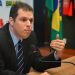 Na ânsia de jogar professores contra o governador, deputado dinista acaba por praticar crime