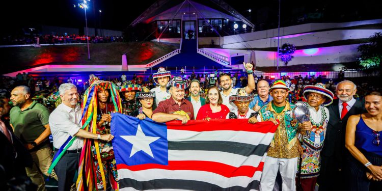 Com grande festa em São Luís, Bumba Meu Boi é certificado como Patrimônio Cultural Imaterial da Humanidade