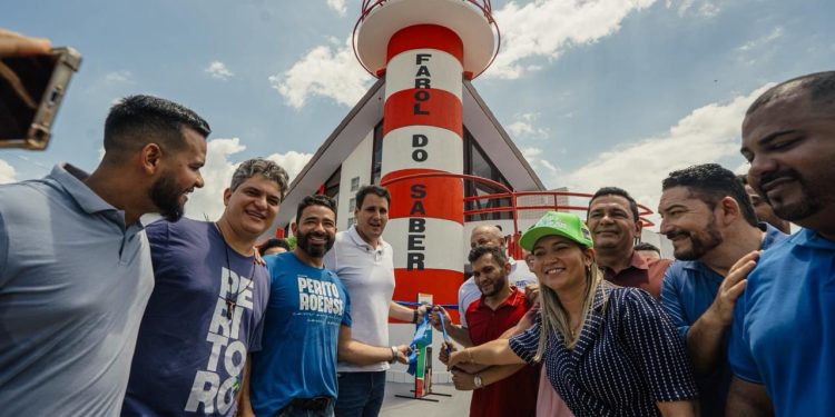 Peritoró comemora 29 anos recebendo obras estaduais