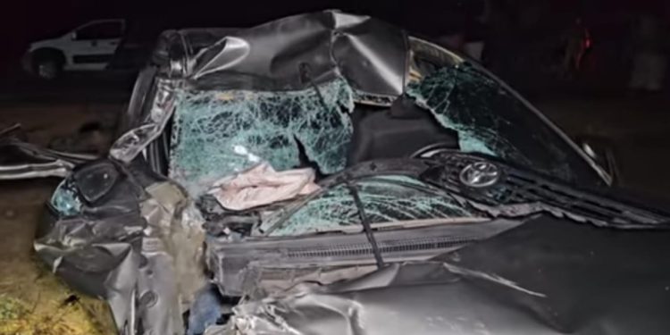 Família de Urbano Santos sofre acidente após carro colidir com caminhão parado na MA-224