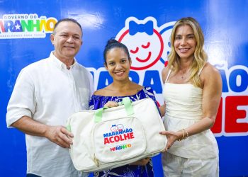 MÃES RECEBEM ENXOVAIS PELO PROGRAMA MARANHÃO ACOLHE.