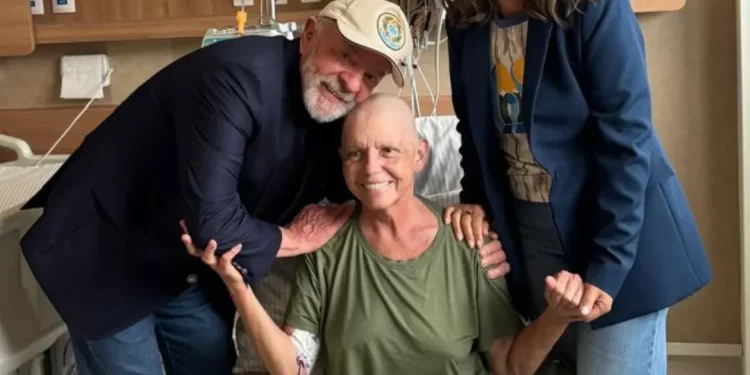 Lula e Janja visitam Roseana Sarney que trava luta contra o câncer
