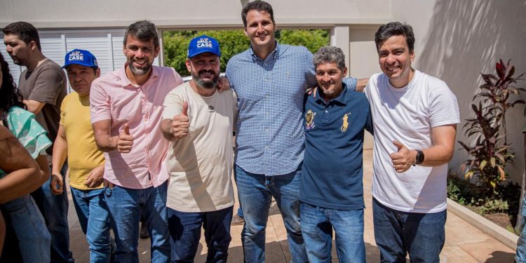 Grupos políticos opostos apoiam pré-candidatura de Orleans em Passagem Franca