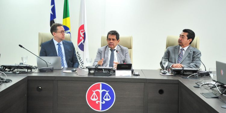 MP COBRA DA PREFEITURA DE SÃO LUÍS LIBERAÇÃO DE RECURSOS PARA O HOSPITAL ALDENORA BELLO