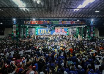 Com 40 mil pessoas e 182 prefeitos, Orleans Brandão lança pré-candidatura ao governo do Maranhão