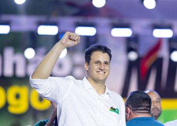 ORLEANS BRANDÃO LANÇA PRÉ-CANDIDATURA NA REGIÃO TOCANTINA COM EXPEQUITATIVA DE GRANDE PÚBLICO