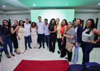 ORLEANS BRANDÃO DIALOGA COM PROFICIONAIS DA SAÚDE E REFORÇA COMPROMISSO COM MELHORIAS NO SETOR