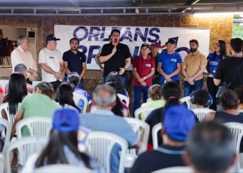 Orleans Brandão dialoga com lideranças e destaca obras em Trizidela do Vale