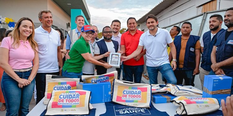 SENADOR WEVERTON PARTICIPA DE ENTREGAS NAS ÁREAS DE ABITAÇÃO E SAÚDE EM DUQUE BACELAR, MATÕES E SÃO BERNADO