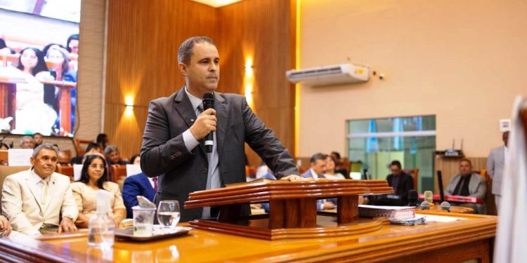 Edivaldo Holanda Júnior leva mensagem de Orleans Brandão à 2ª Assembleia Geral Extraordinária da CEADEMA em São Mateus
