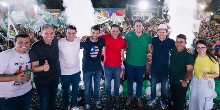 “POR TODO O MARANHÃO” MOSTRA EM COROATÁ E AMPLIA UNIÃO POLÍTICA EM TORNO DE ORLEANS BRANDÃO