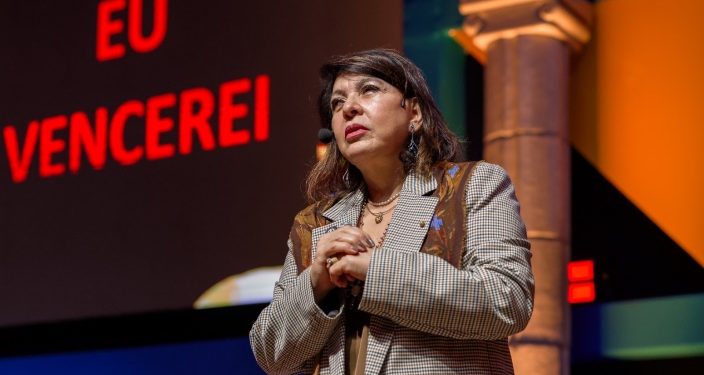 Na Feira do Empreendedor, Roberta Miranda celebra a força de sonhar e construir o próprio caminho