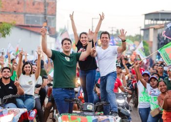 Monção vai às ruas em grande motocada e mostra força de Orleans Brandão na região