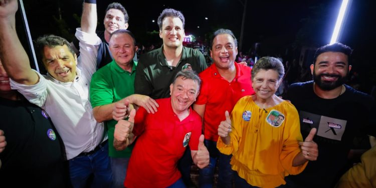 Orleans Brandão inicia campanha com adesivaços, multidões nas ruas e forte adesão popular