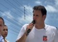 O candidato ao governo Orleans Brandão discursou hoje na Ilhinha